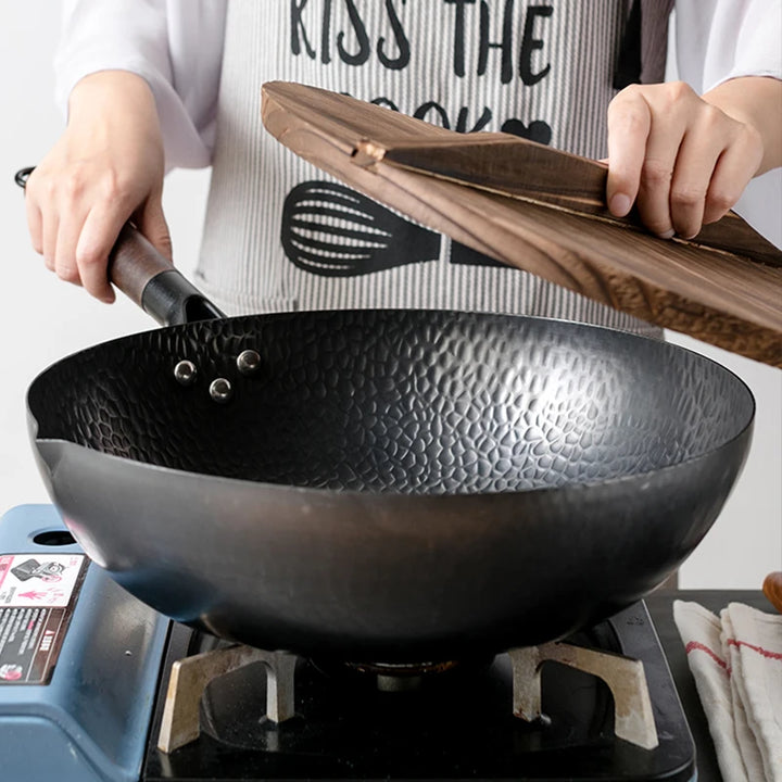 Konco 32cm Pure Iron Wok – Non-Coated Cast Iron Pan for Gas & Induction Cookers